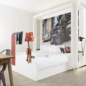 Hotell The Corner
